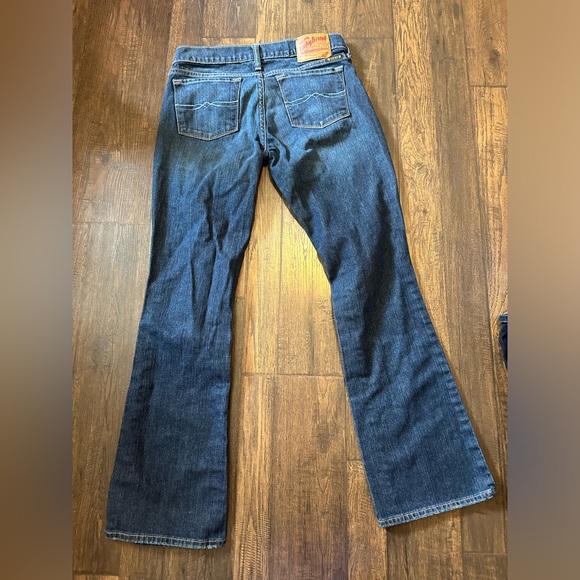 Lucky Brand Jeans- Size 4/27- Short Inseam- Hipster Wash - Picture 7 of 9